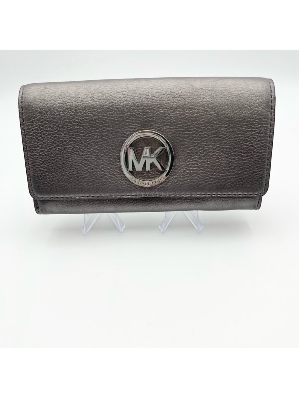Michael Kors Silver Pebbled Leather Wallet with Signature MK Logo